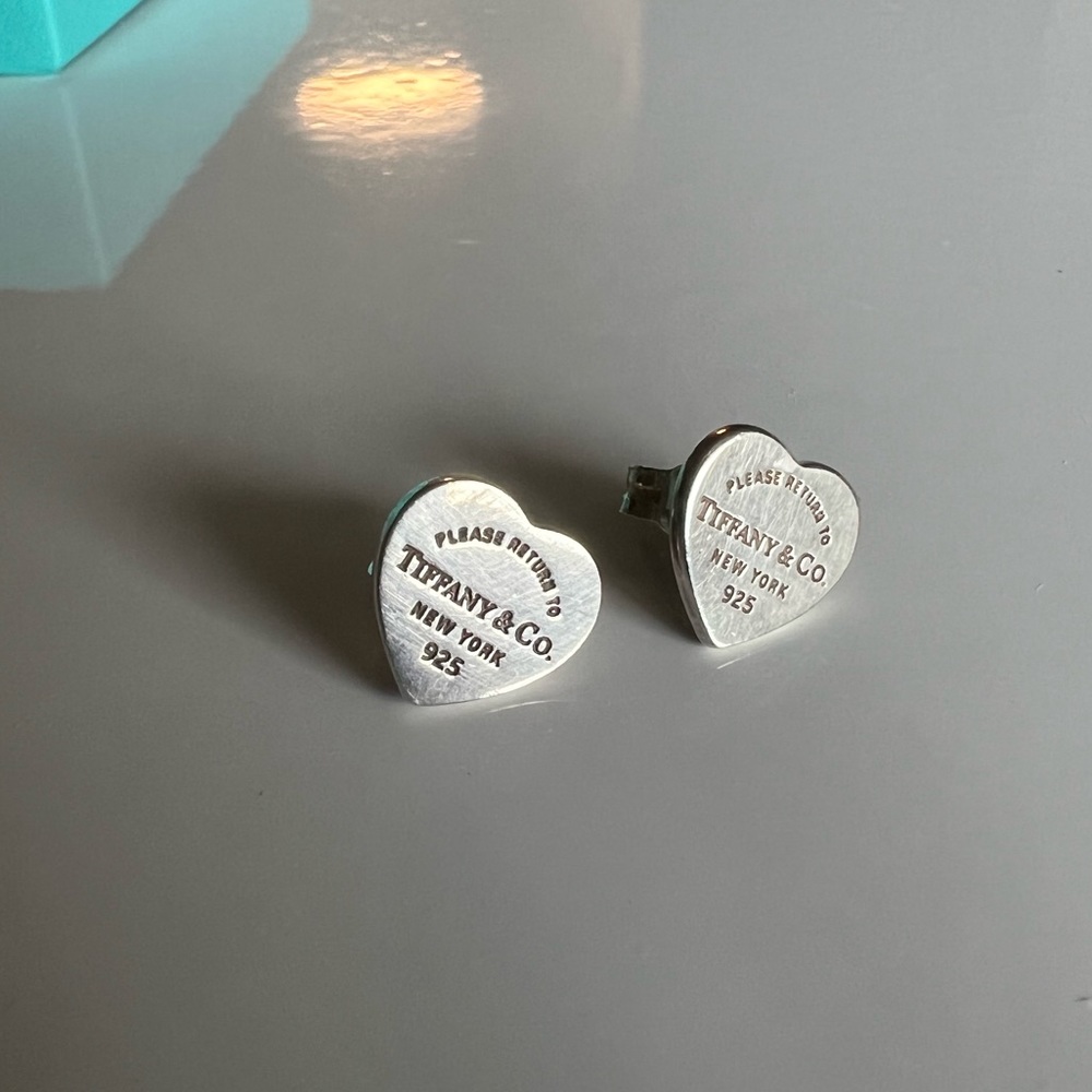 Tiffany Heart Tag Stud Earrings
